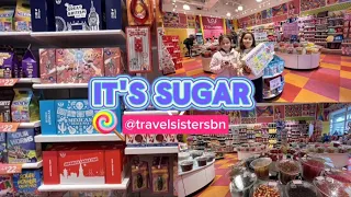 It’Sugar 🍭🍫🍬 La tienda de dulces más entretenida en Orlando!! #travelsisters #orlando