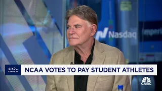 NCAA student payment deal former creates big liability issues, says TD Ameritrade CEO Joe Moglia