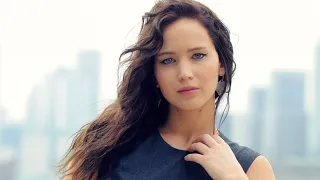 Unveiling the Charismatic Journey of Jennifer Lawrence: From Kentucky Roots to Hollywood Stardom