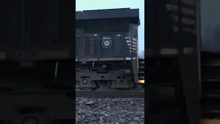 Is This Music Or Noise?  Manned Locomotive Pushing Heavy Grain Train Up Hill, Long Kentucky Train!