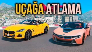 Üstü Açık BMW Ailesi Arabalar Uçağa Atlıyor - GTA 5