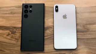 Samsung Galaxy S22 Ultra vs iPhone Xs Max