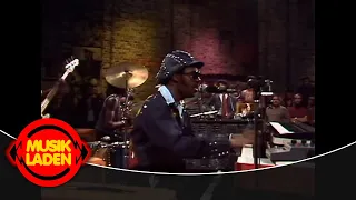 Stevie Wonder - Superstition (1974)