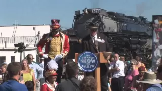 Worlds Longest Circus Train pulled By Steam arrives