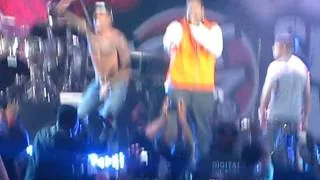 Chris Brown & Busta Rhymes - Look At Me Now (Live @ Hot 97 Summer Jam 2011)