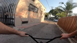 RIDING BMX IN LA COMPTON GANG ZONES 17 (CRIPS & BLOODS)