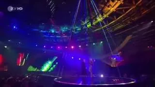 Sister Cristina Scuccia & Helene Fischer - True Colors - in the show 2014 in Berlin - ZDF HD