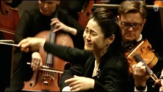 Han-Na Chang conducts Mahler 5 Part 3 (HD) Adagietto and Rondo-Finale