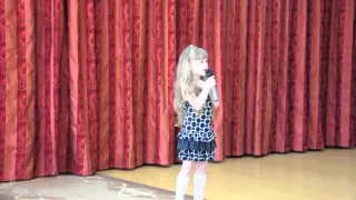 Самая Красивая Девочка поёт про МАМУ
