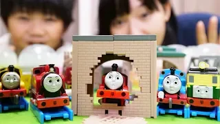 カプセルプラレール きかんしゃトーマス はやいぞ！あかいきかんしゃ編 全18種類/capusle toy Thomas&Friends complete