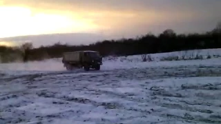 легендарный ГАЗ66 дрифт зимний бездорожье оффроад drift winter offroad on the legendary#GAZ66#шишига