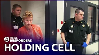 Uncooperative Suspect Put In Holding Cell | Jail | Real Responders