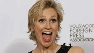 Jane Lynch at the Golden Globes