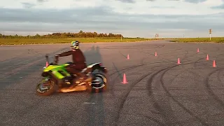 Gymkhana GP 2022 stage4 Evgeny Balan Kawasaki Z1000SX heat1