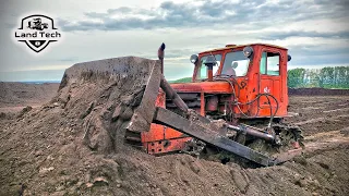 СОВЕТСКИЙ ГУСЕНИЧНЫЙ ТРАКТОР Т-4А АЛТАЙ С САМОДЕЛЬНЫМ ОТВАЛОМ СТРОИТ ОГРОМНОЕ НАВОЗОХРАНИЛИЩЕ!