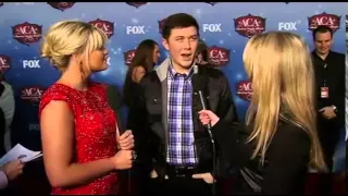 Scotty McCreery & Lauren Alaina on ACAs Red Carpet