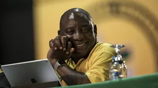 South Africa: Cyril Ramaphosa elected new head of ruling ANC party