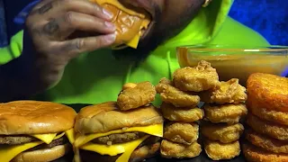 ⚠️EXTREMELY MESSY🤤SPICY CHEESE SAUCE MCDONALDS DOUBLE CHEESE BURGER X3 CHICKEN NUGGETS & HASHBROWNS