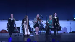 Comhaltas Ceoltóirí Éireann perform at the Mansion House