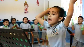 Deslumbra al mundo niña directora de orquesta infantil de escuela en #Tamaulipas