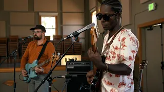 Curtis Harding - Won't Let You Down (Live on KEXP)