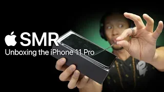 Unboxing iPhone 11 Pro - Apple ASMR