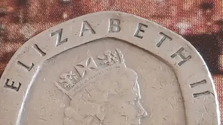 👉$ 20,000,00👈 if you have One ! very rare error this Coin U.K Queen Elizabeth II twenty pence 1988