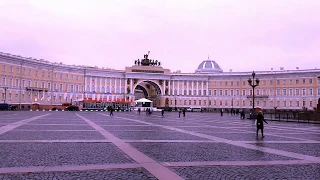 Панорама Дворцовой площади в Санкт Петербурге!