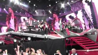 ONE DIRECTION - MIDNIGHT MEMORIES (Live Edinburgh 3/6-14)