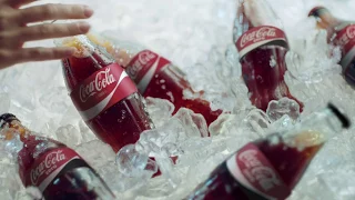 Coca-Cola. Попробуй...Почувствуй