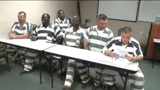 Inmates find fame after rescuing deputy who collapsed