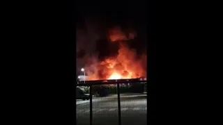 Altavilla Vicentina, rogo alla Emmegi Detergents: fiamme alte in cielo