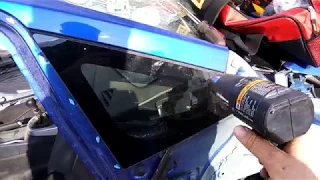 Car quarter glass removal