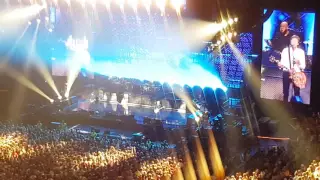 Paul McCartney - Let Me Roll It (Prague, O2 Arena, 16 June 2016)