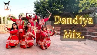 Dandiya Mix | Dhol Bajaa x Chogada | Navratri Special | Ishant Sharma | D3-Dynamic Dance Diaries