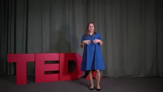 Почему люди боятся математики и что с этим делать? | Анна Будакова | TEDxPloschadMira