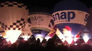 Saturday night glow opening, Bristol International Balloon Fiesta 2011