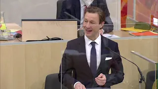 Budgetrede von Finanzminister Gernot Blümel im Parlament