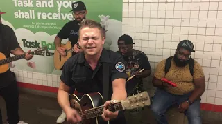 Hunter Hayes - Madness (Subway Pop Up Show)