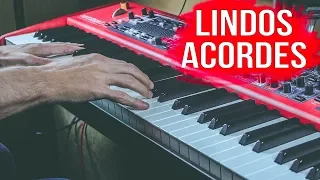 Como tocar LINDOS acordes no teclado | Como tocar teclado