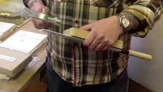 How to remove a wa handle from a kitchen knife.