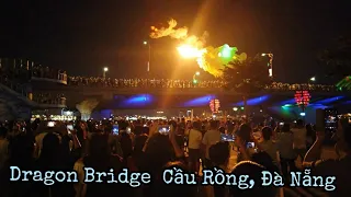 Dragon Bridge: Dragon spit fire & water at 9pm every weekends. Nightlife Danang Central Vietnam.