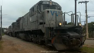 Empty train passing in Perdões