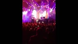 Zac Brown covering Pink Floyd Comfortably Numb