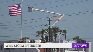 Some Coastal Bend residents wake up to damage after Thursday's high winds