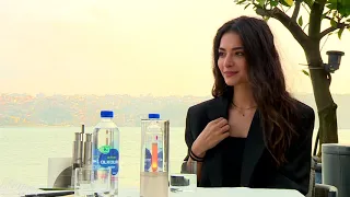 Qejfi me i madh se Stambolli - w/ Melisa Aslı Pamuk ( Yeni Hayat )