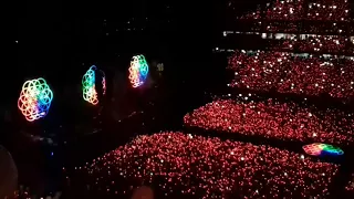 Abertura do show de Coldplay em Porto Alegre.