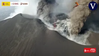 Captan el rugido del volcán de La Palma desde un dron y a escasos metros