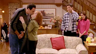 Thanksgiving Trouble | Debra's Parents' Counseling Confession | Everybody Loves Raymond