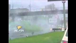 Porsche Cayman Crazy Crash